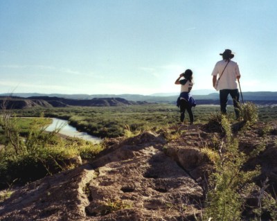 loren & yami overlooking boquillas